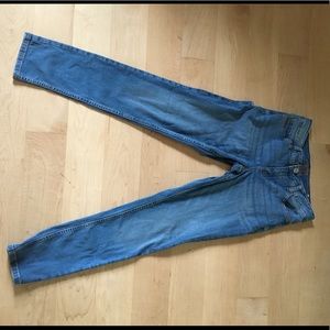 Supper skinny mid rise jeans
